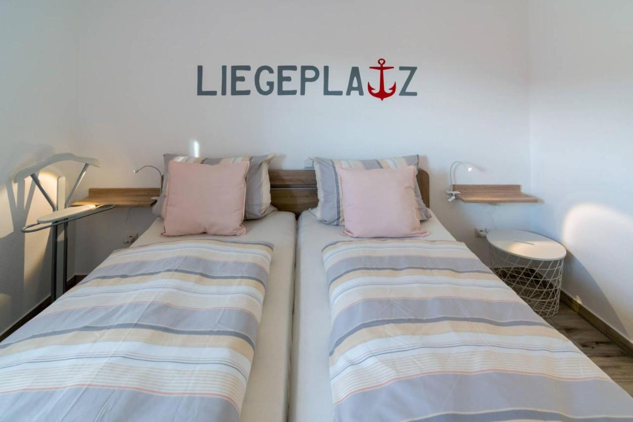 Ferienwohnung Liegeplatz Дорнумерзиль Экстерьер фото